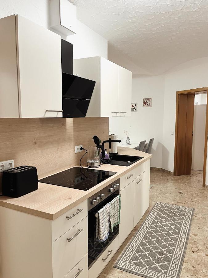 Bohnapartments Elisa - Wohlfuehlapartment Mit 2 Gratis Parkplaetzen Und 3 Schlafzimmern - Wlan - Vollausstattung إرفورت المظهر الخارجي الصورة