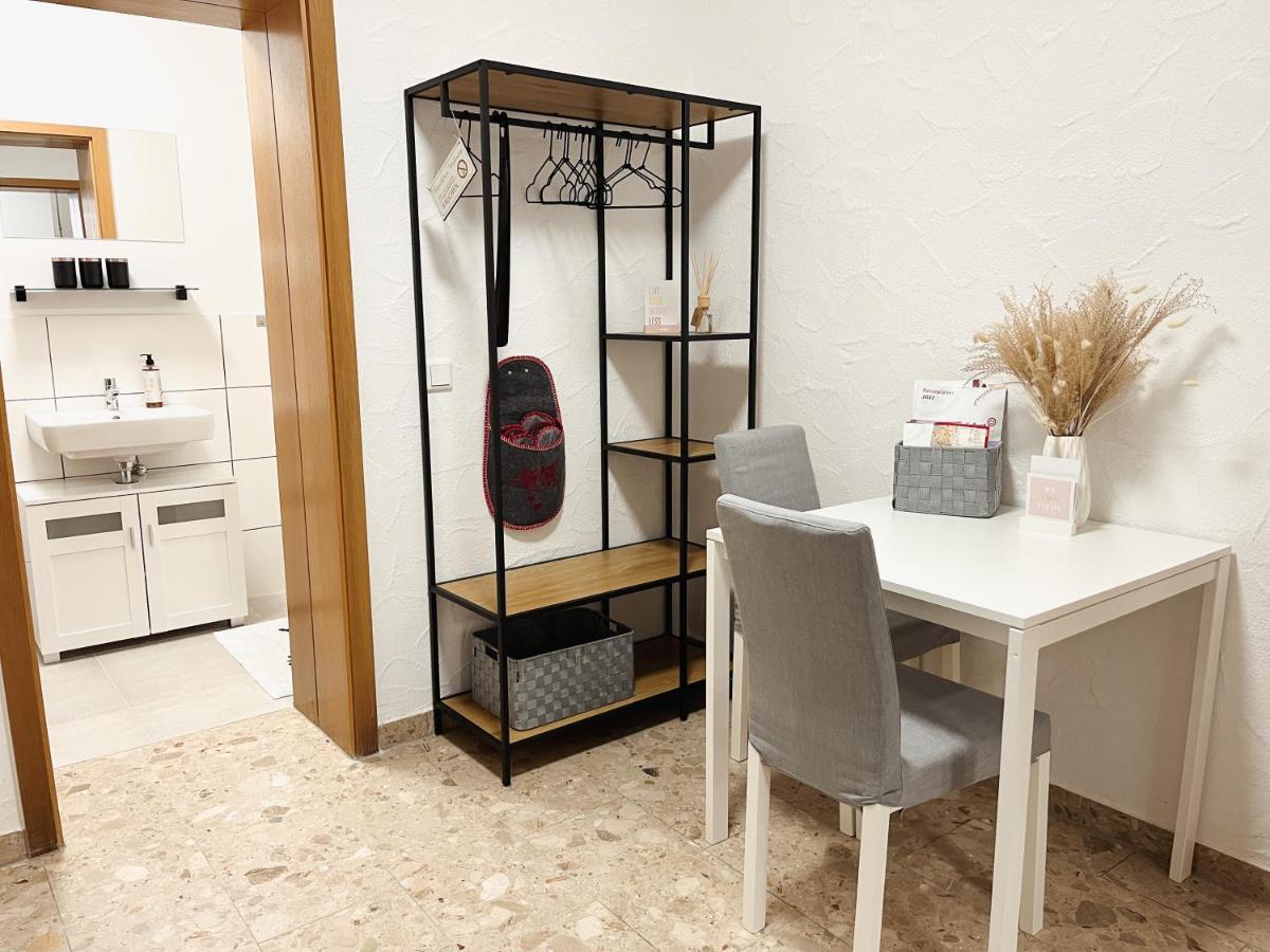 Bohnapartments Elisa - Wohlfuehlapartment Mit 2 Gratis Parkplaetzen Und 3 Schlafzimmern - Wlan - Vollausstattung إرفورت المظهر الخارجي الصورة