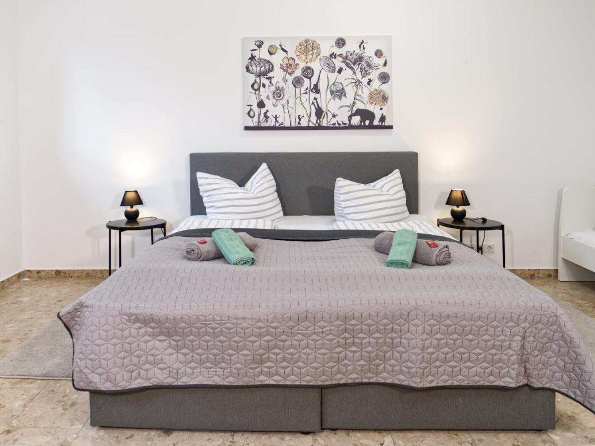Bohnapartments Elisa - Wohlfuehlapartment Mit 2 Gratis Parkplaetzen Und 3 Schlafzimmern - Wlan - Vollausstattung إرفورت المظهر الخارجي الصورة