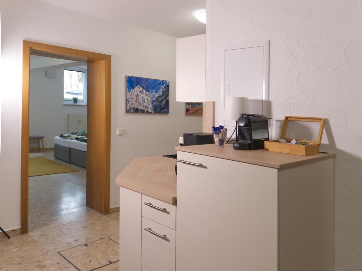 Bohnapartments Elisa - Wohlfuehlapartment Mit 2 Gratis Parkplaetzen Und 3 Schlafzimmern - Wlan - Vollausstattung إرفورت المظهر الخارجي الصورة