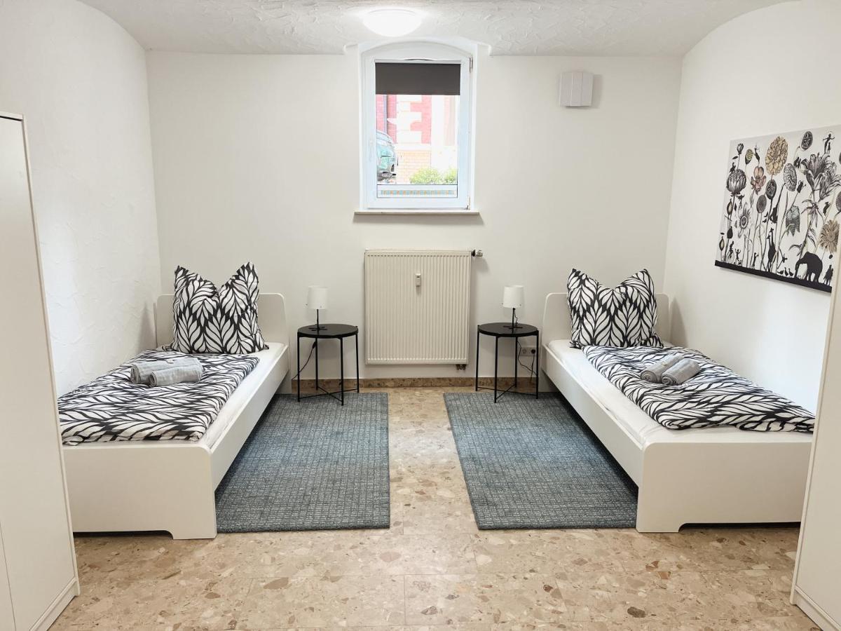 Bohnapartments Elisa - Wohlfuehlapartment Mit 2 Gratis Parkplaetzen Und 3 Schlafzimmern - Wlan - Vollausstattung إرفورت المظهر الخارجي الصورة