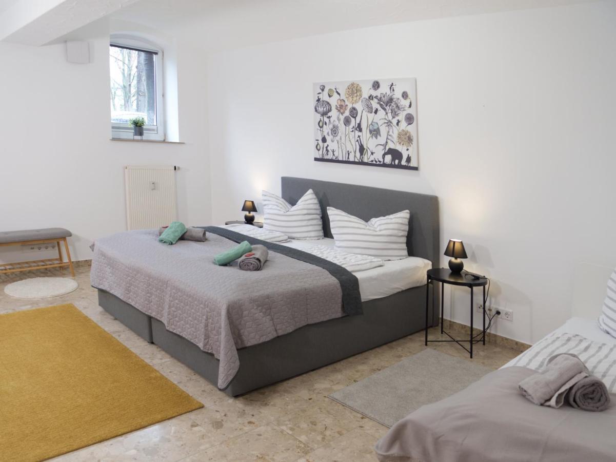 Bohnapartments Elisa - Wohlfuehlapartment Mit 2 Gratis Parkplaetzen Und 3 Schlafzimmern - Wlan - Vollausstattung إرفورت المظهر الخارجي الصورة
